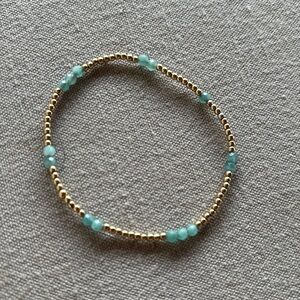 Like new enewton Amazonite bracelet